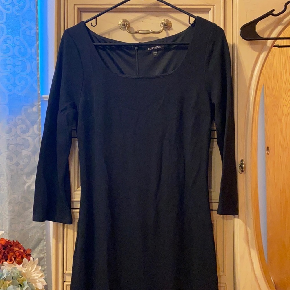 Express Midi Tulip dress - Picture 1 of 8
